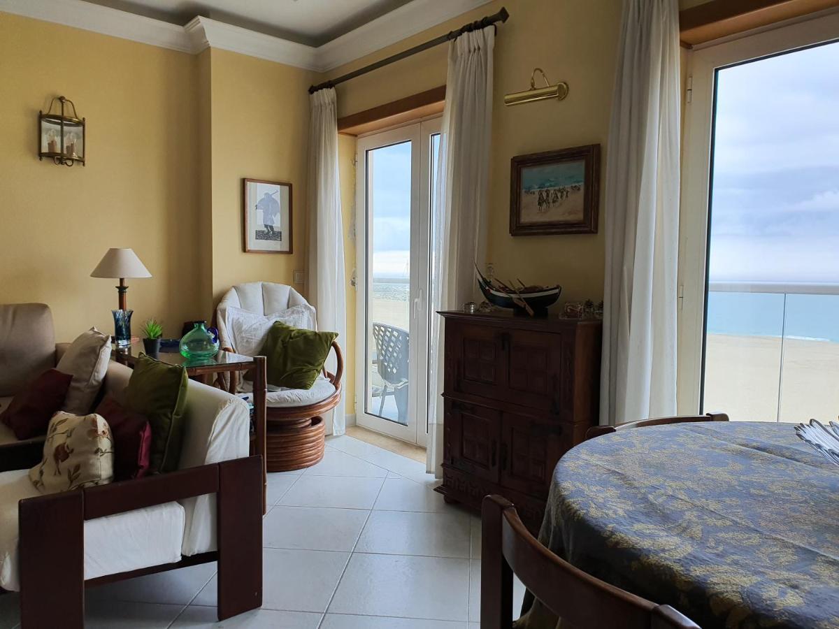 Nazare Apartamento Em Frente Ao Mar Extérieur photo